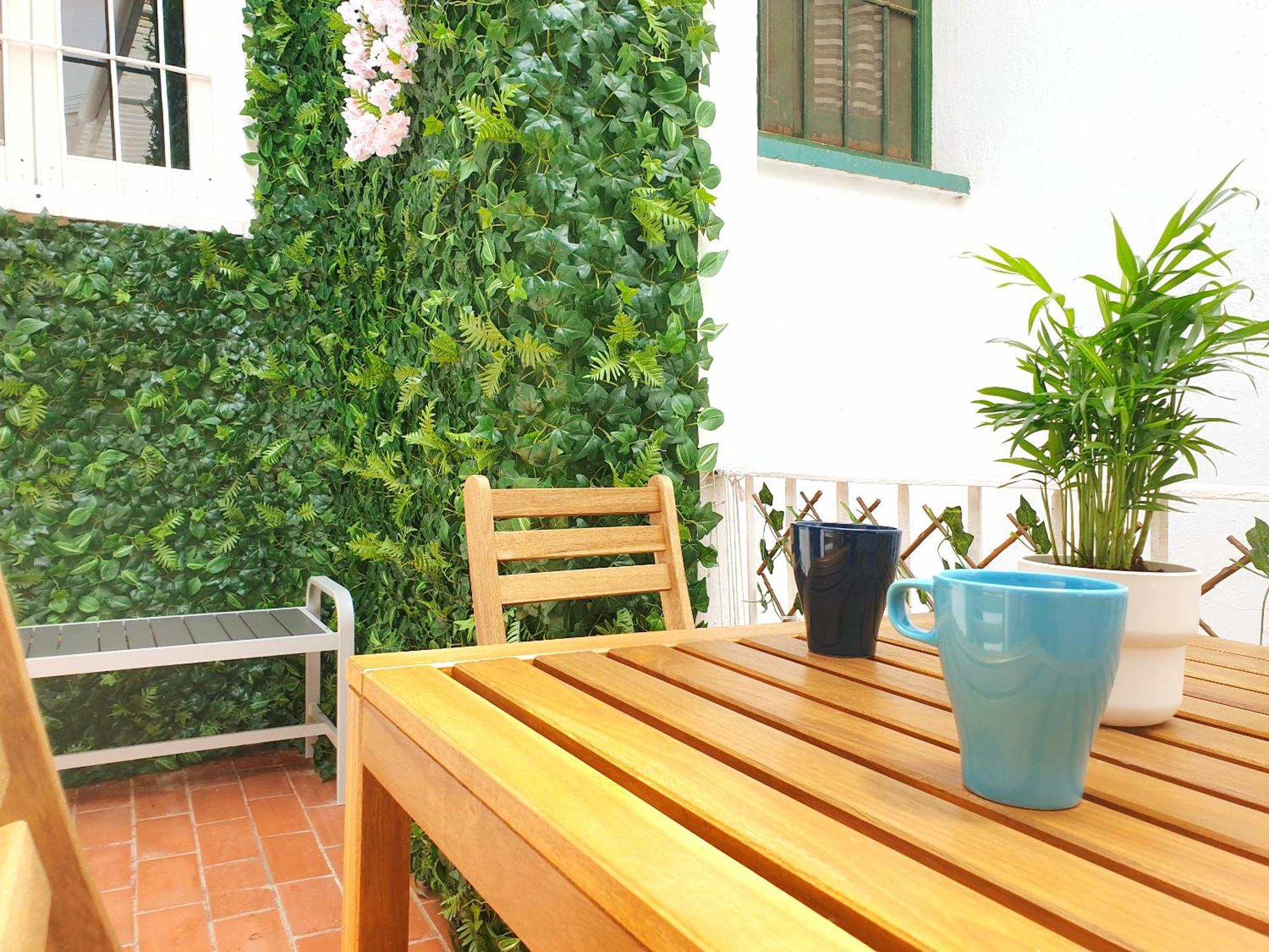 Sunny Centre Flats, 2 Options, With Balcony Or Terrace Apartment *